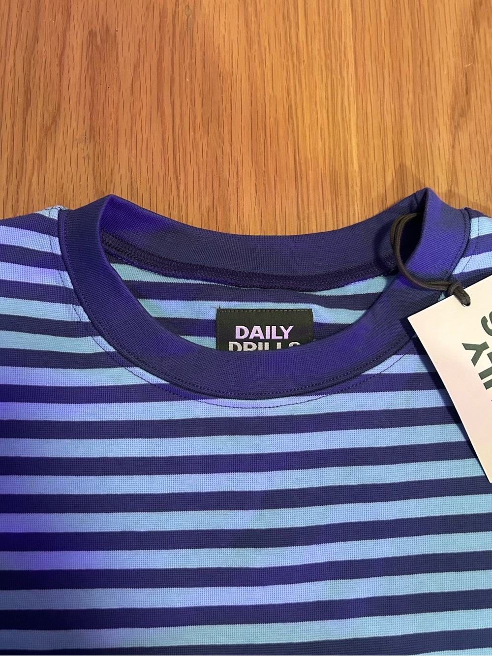 Daily Drills Striped Cotton Long Sleeve Malibu + Navy Blue Stripe Size XS/S NWT - Picture 3 of 7